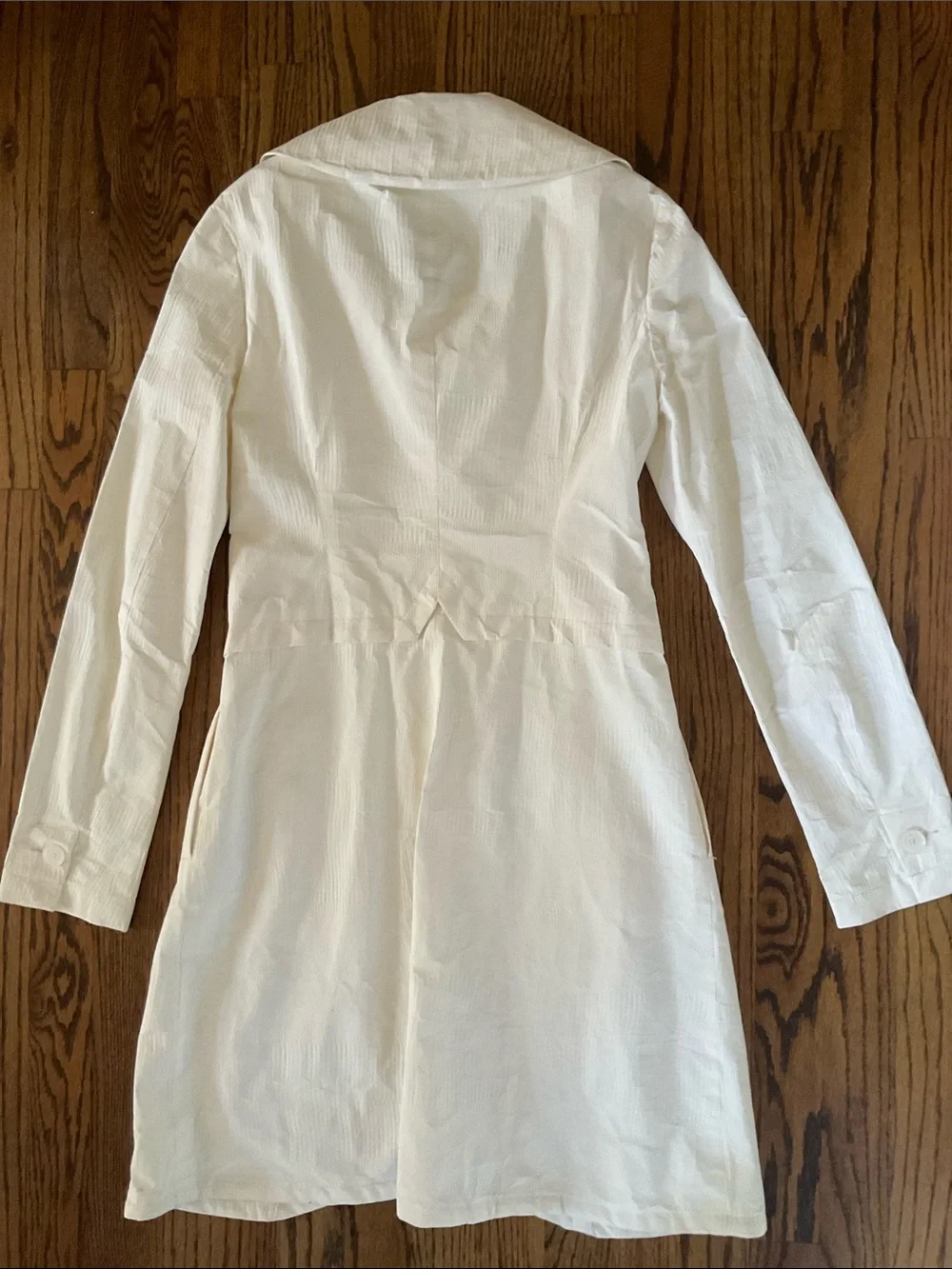 Coat - Picture 2 of 2